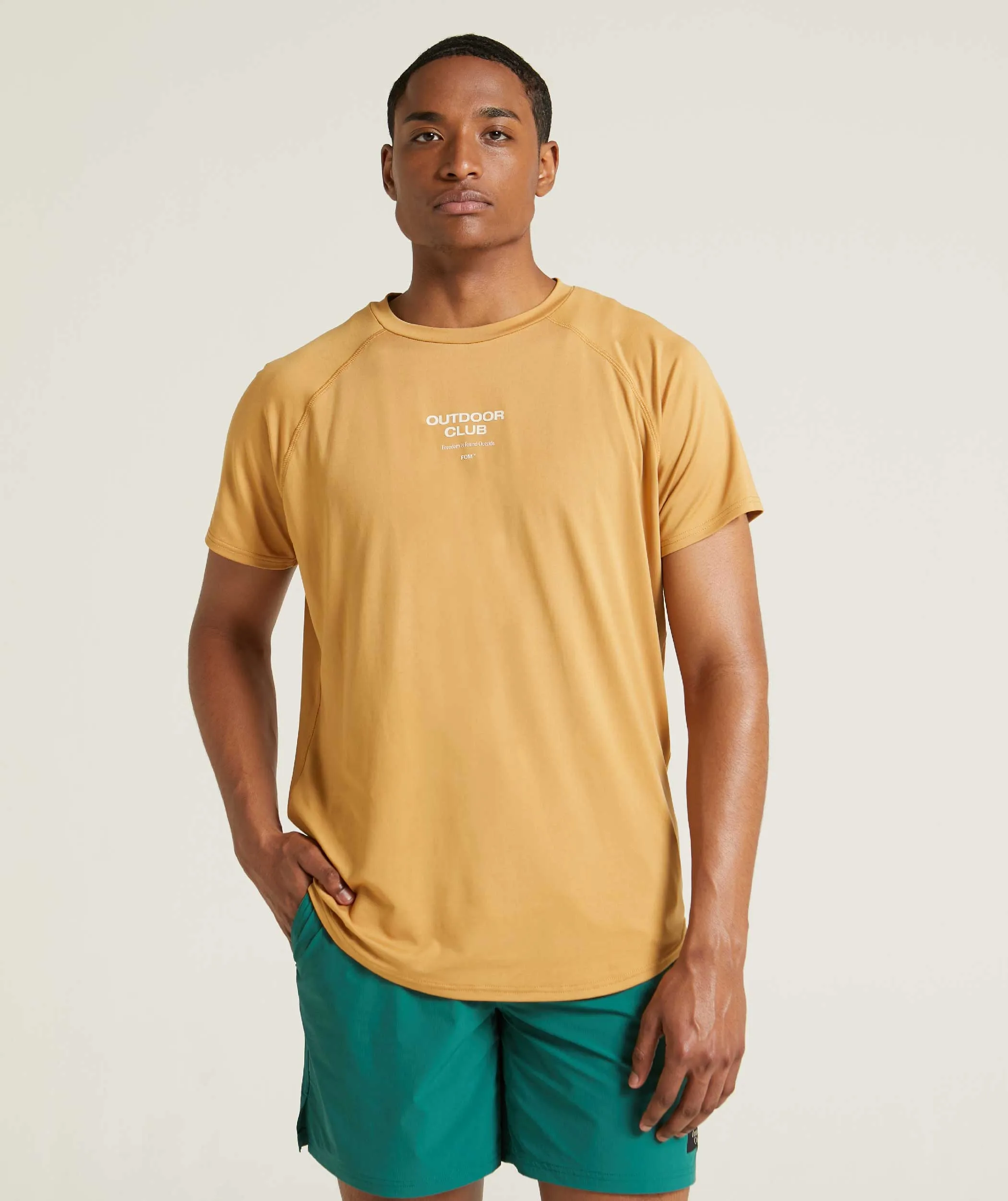 Mens Outdoor Versatile Tee - Desert Clay