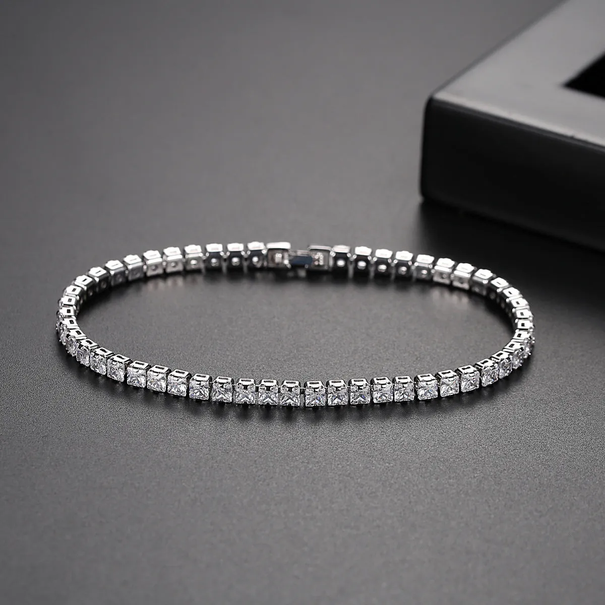 New Fashion Simple Tennis Bracelet For Women