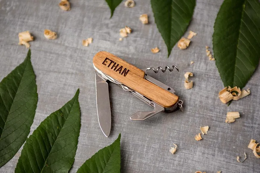 Personalized Multi-Tool Pocket Knives