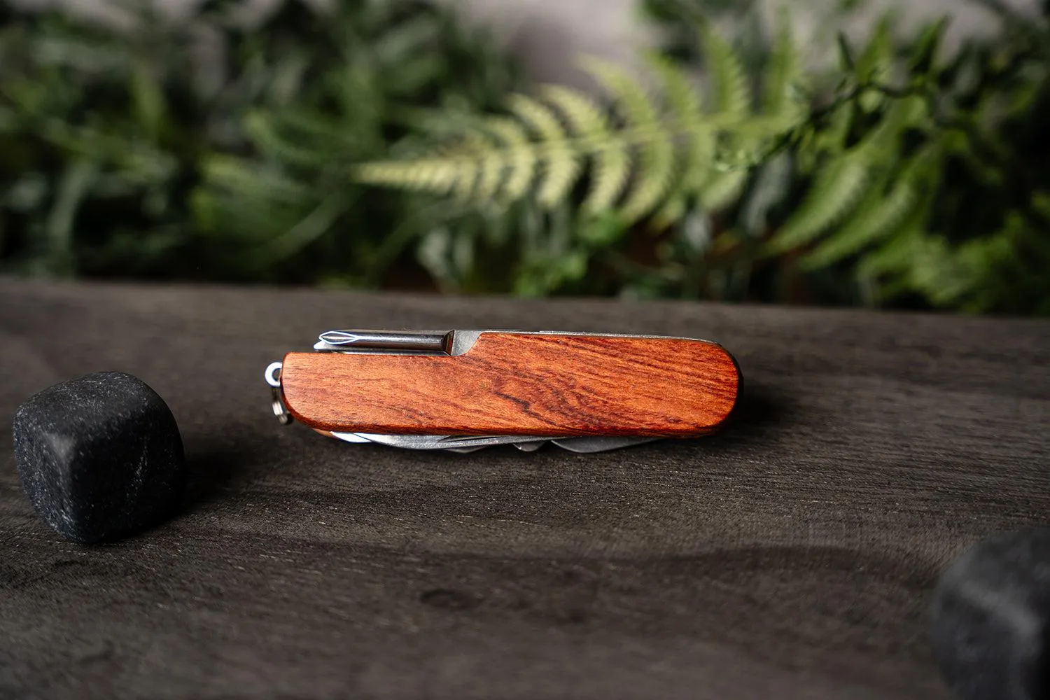 Personalized Multi-Tool Pocket Knives