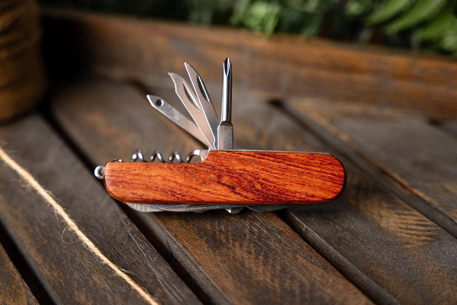 Personalized Multi-Tool Pocket Knives