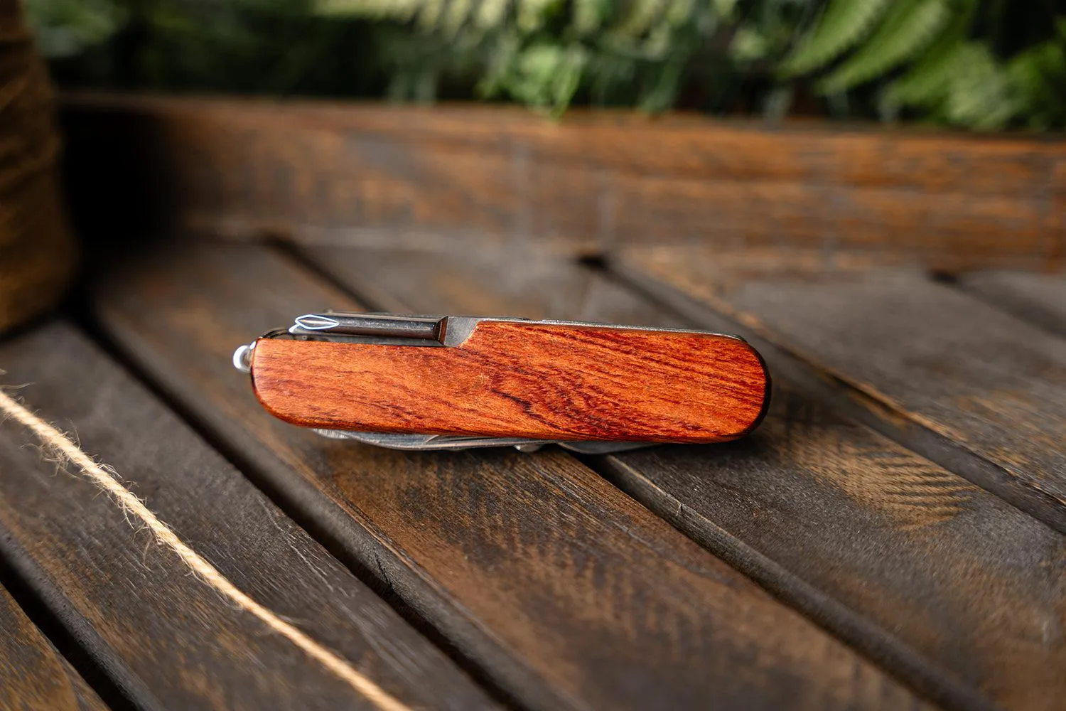 Personalized Multi-Tool Pocket Knives