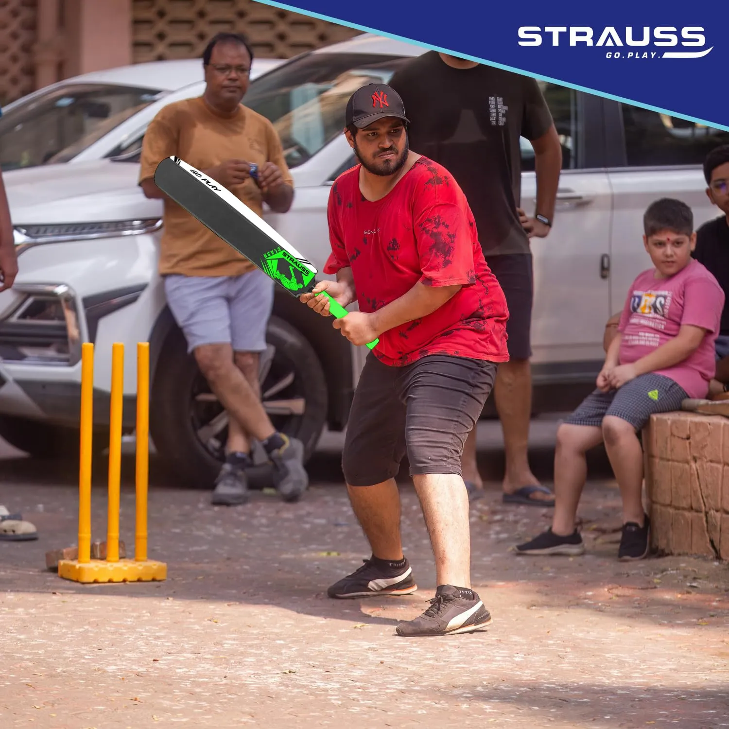 Strauss Clash Cricket Bat | Full Size | Dimensions: 34 X 4.5 inch | Heavy Duty Hard Plastic Cricket Bat | for All Age Groups | Tennis & Synthetic Ball Cricket Bat | Tennis Cricket Bat,(Green)