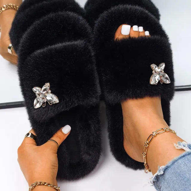 Yeknu Women&#39;s Slippers Fluffy Faux Fur Rhinestone Letter M Decor Slides Flat Sandals Cute Slippers Flip Flops Luxury Shoes